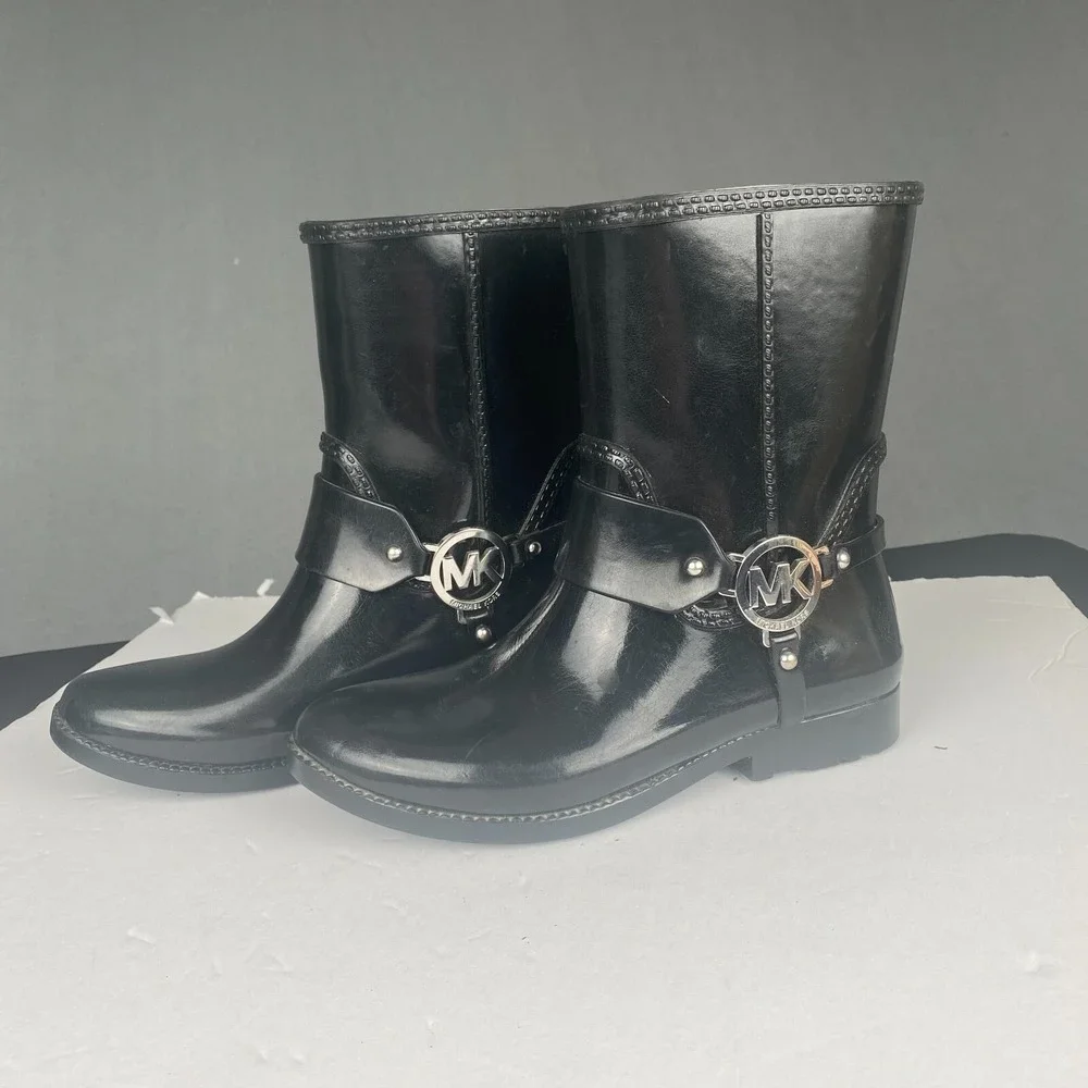 Michael Kors Fulton Harness Black Blue Rain Bootie Ankle Boots‎ Size 6